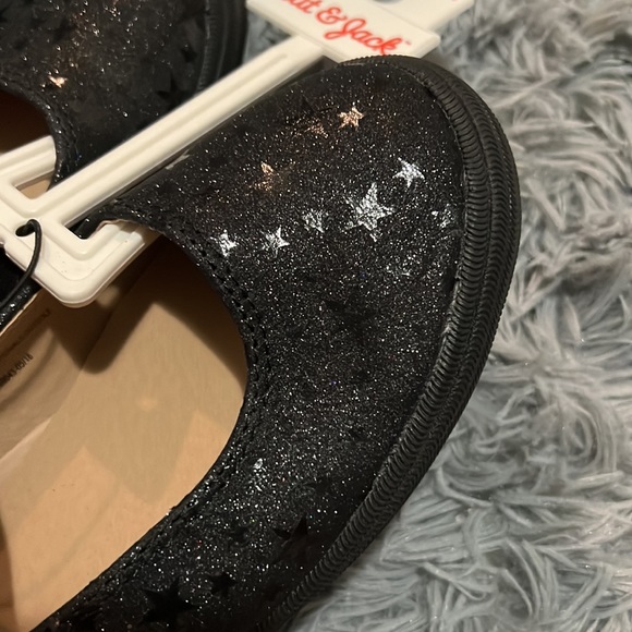 3/$30 • Cat & Jack • BNWT • Girls Black Ballet Shoes w/ Sparkly Stars - Picture 2 of 2